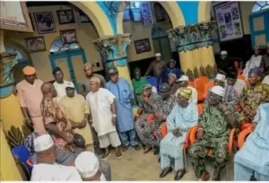 LG Elections: Lagos Monarch Dethrones Six Chiefs Over Labour Party Campaign Appearance