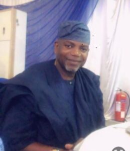 KOSOFE LG UPDATE: OGUNLEWE CELEBRATES COUNCIL’S SCRIBE HON FATAI GBADEBO ON HIS BIRTHDAY